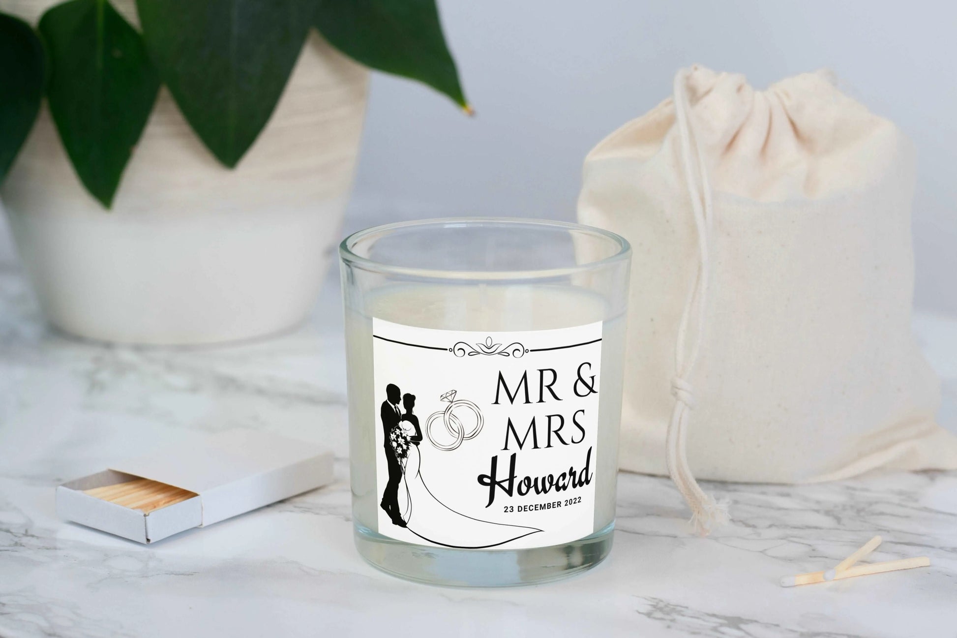 Personalised Mr & Mrs Wedding Candle | Gifts for Bride